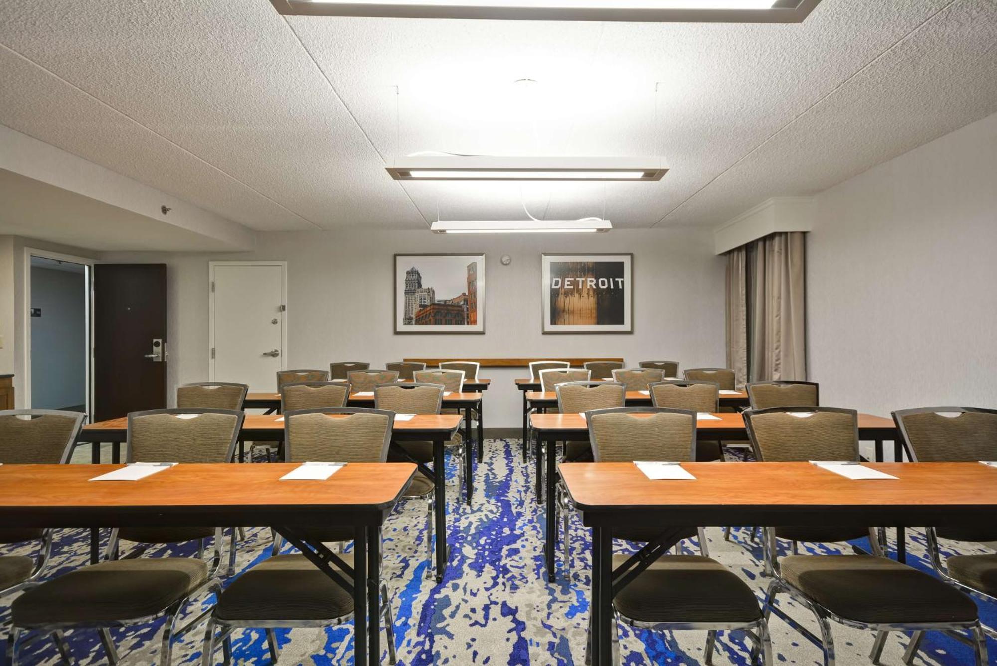 Hampton Inn Detroit Northville Zewnętrze zdjęcie