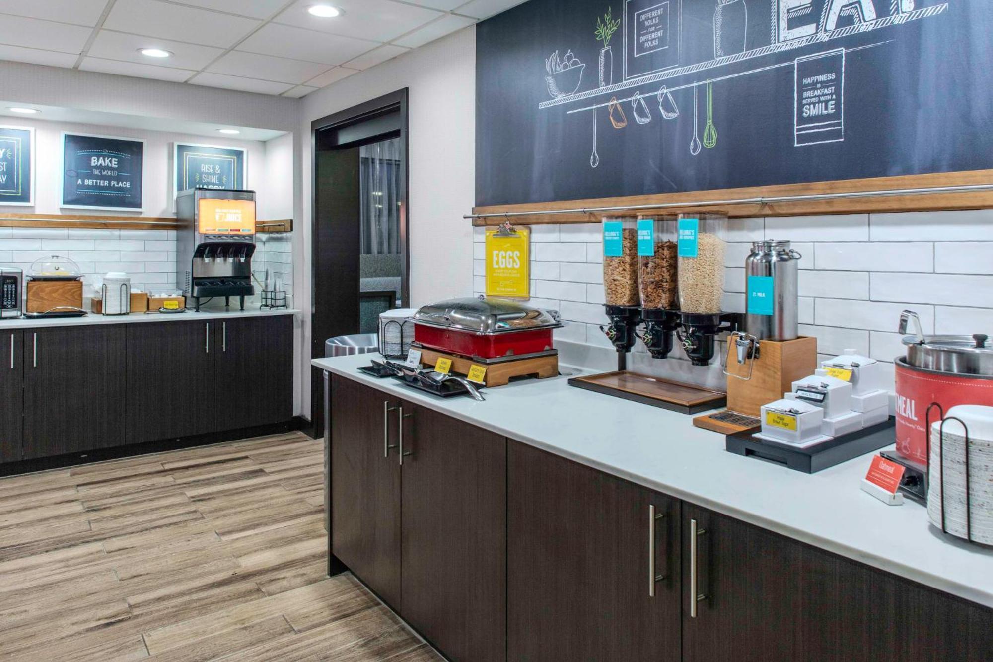 Hampton Inn Detroit Northville Zewnętrze zdjęcie