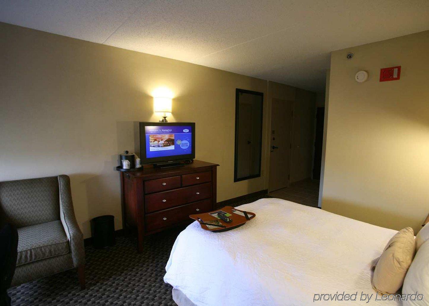 Hampton Inn Detroit Northville Pokój zdjęcie