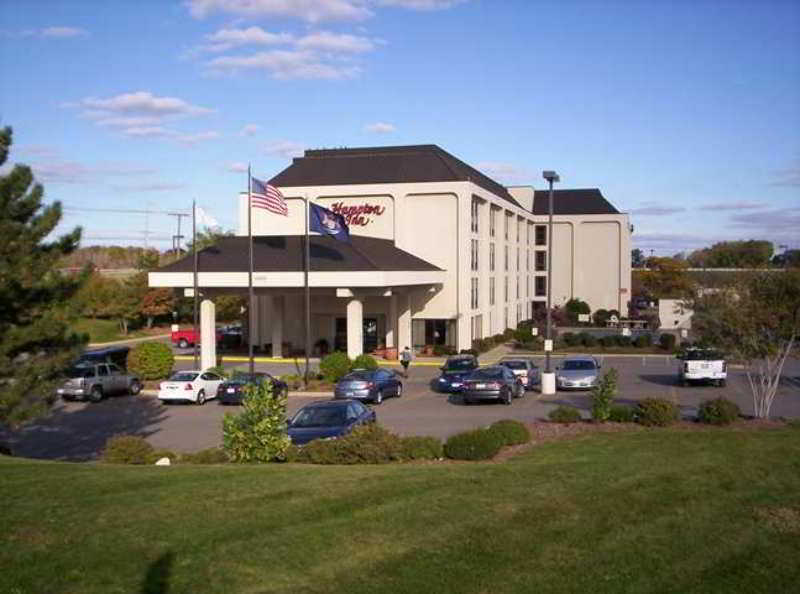 Hampton Inn Detroit Northville Zewnętrze zdjęcie